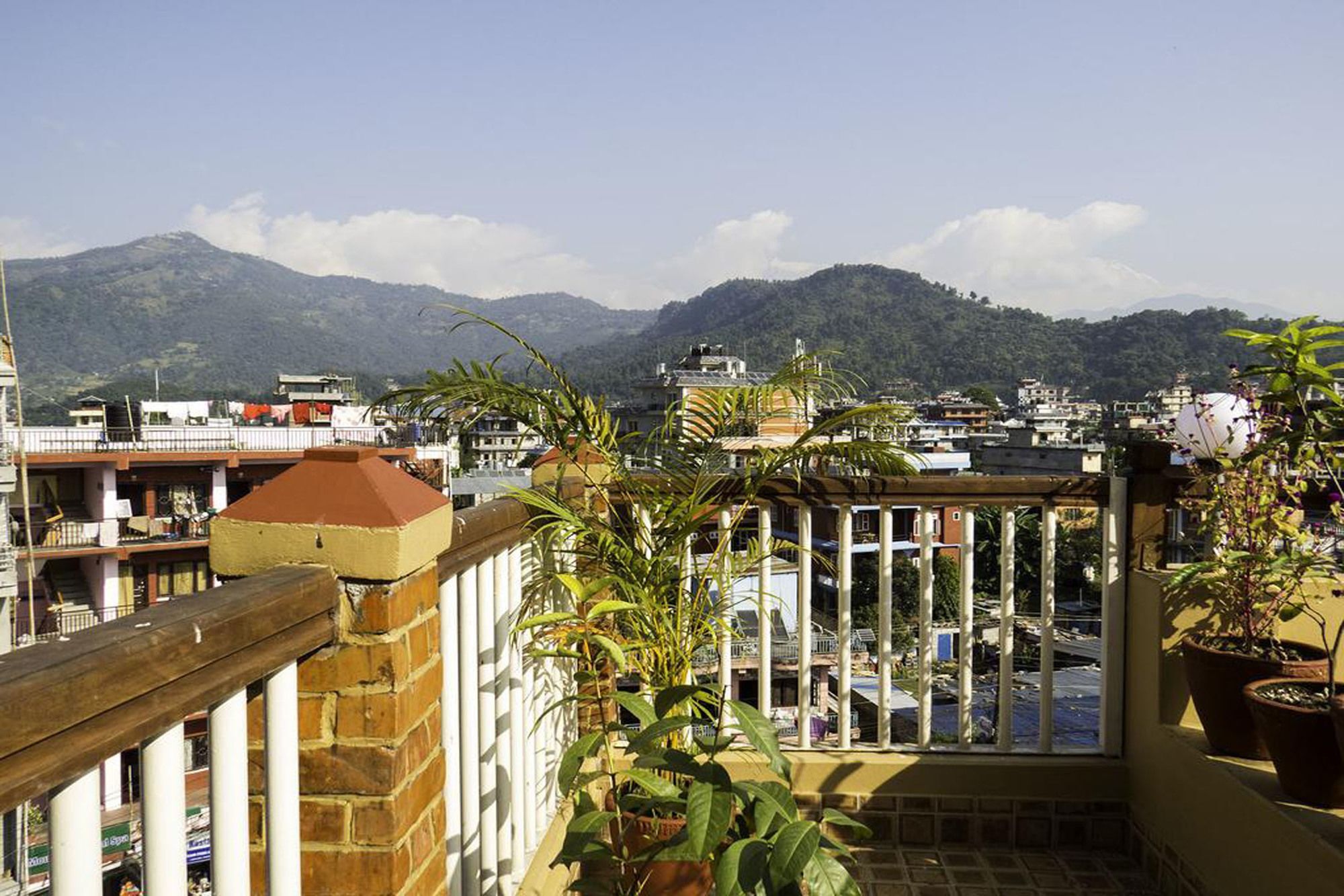 Tristar Hotel Pokhara Esterno foto